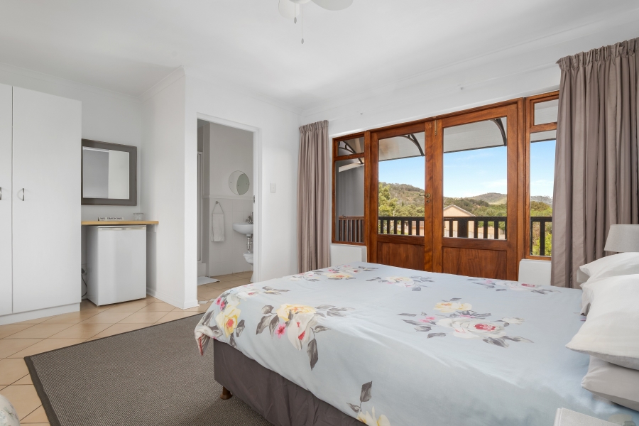 7 Bedroom Property for Sale in Hunters Home Western Cape